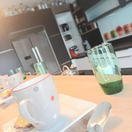 Le - Vue Place Jeanne Hachette Apartamento